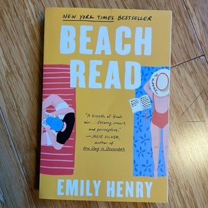 Beach read by Emily Henry one very small tear in cover